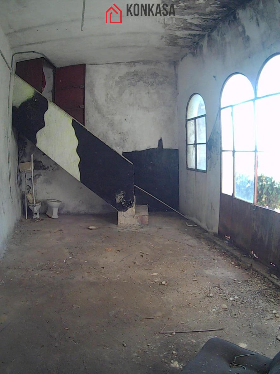 3 quarto Comercial para venda em Arcos de la Frontera - 90 000 € (Ref: 9446822)