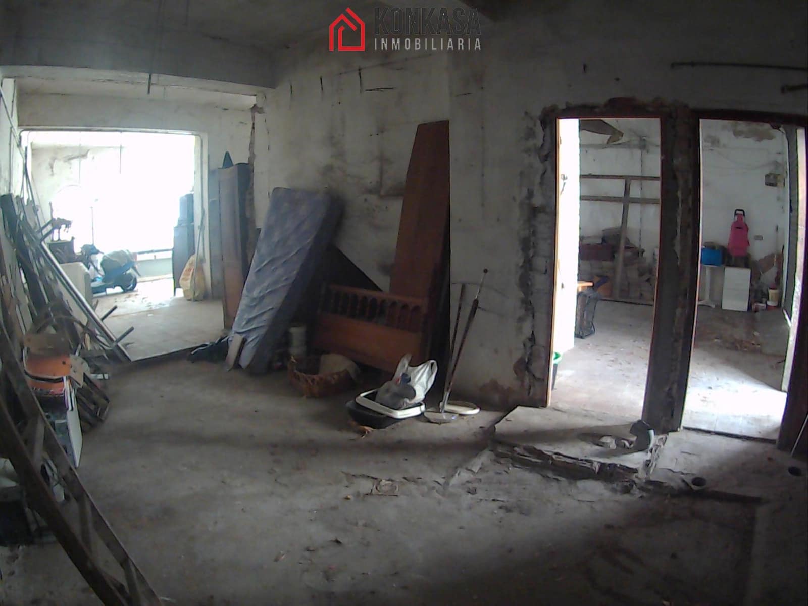 3 quarto Comercial para venda em Arcos de la Frontera - 90 000 € (Ref: 9446822)