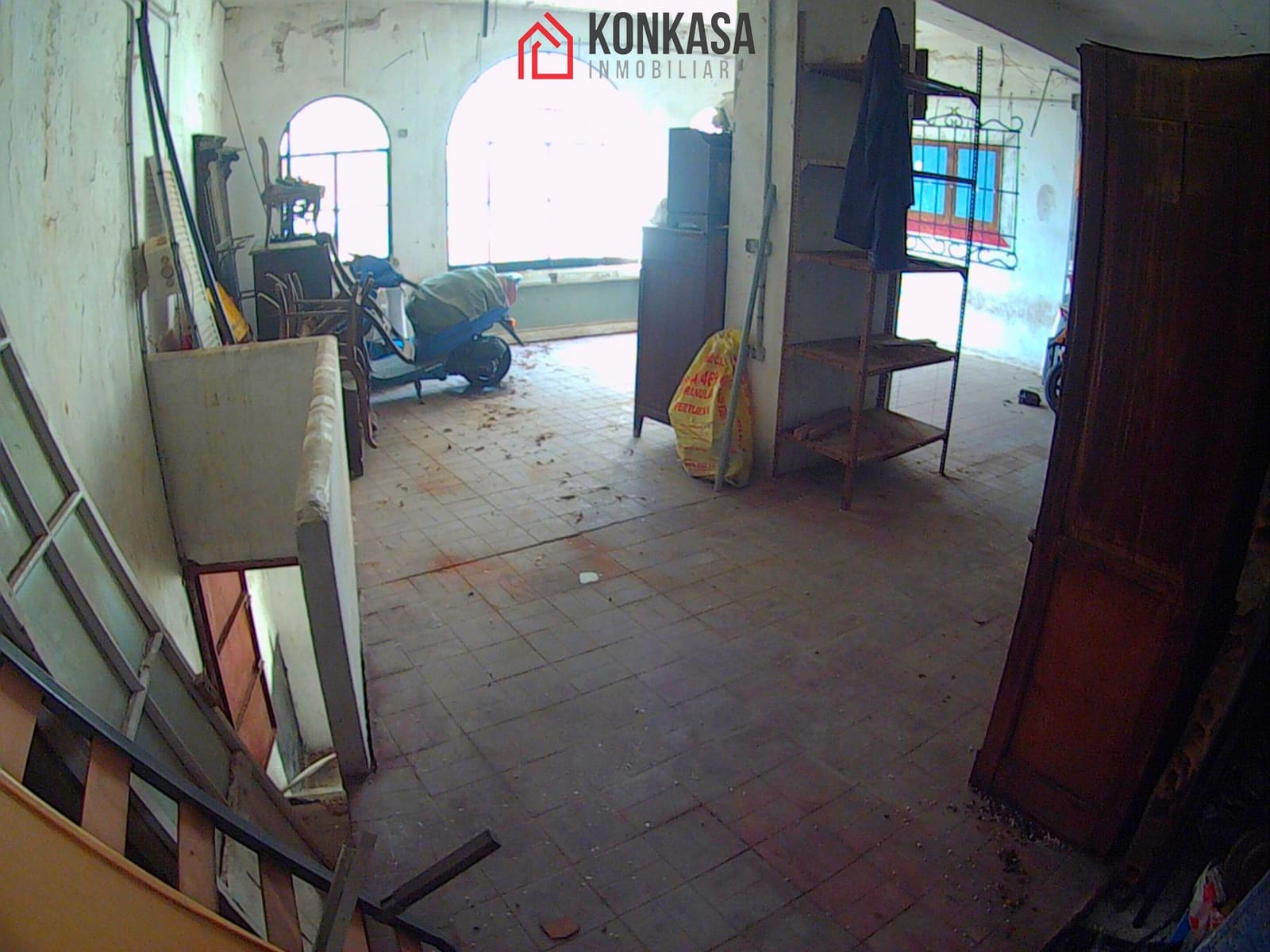 3 quarto Comercial para venda em Arcos de la Frontera - 90 000 € (Ref: 9446822)