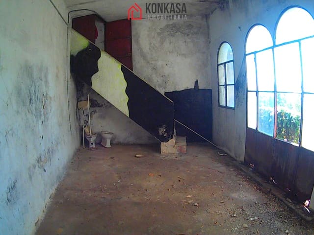 3 quarto Comercial para venda em Arcos de la Frontera - 90 000 € (Ref: 9446822)