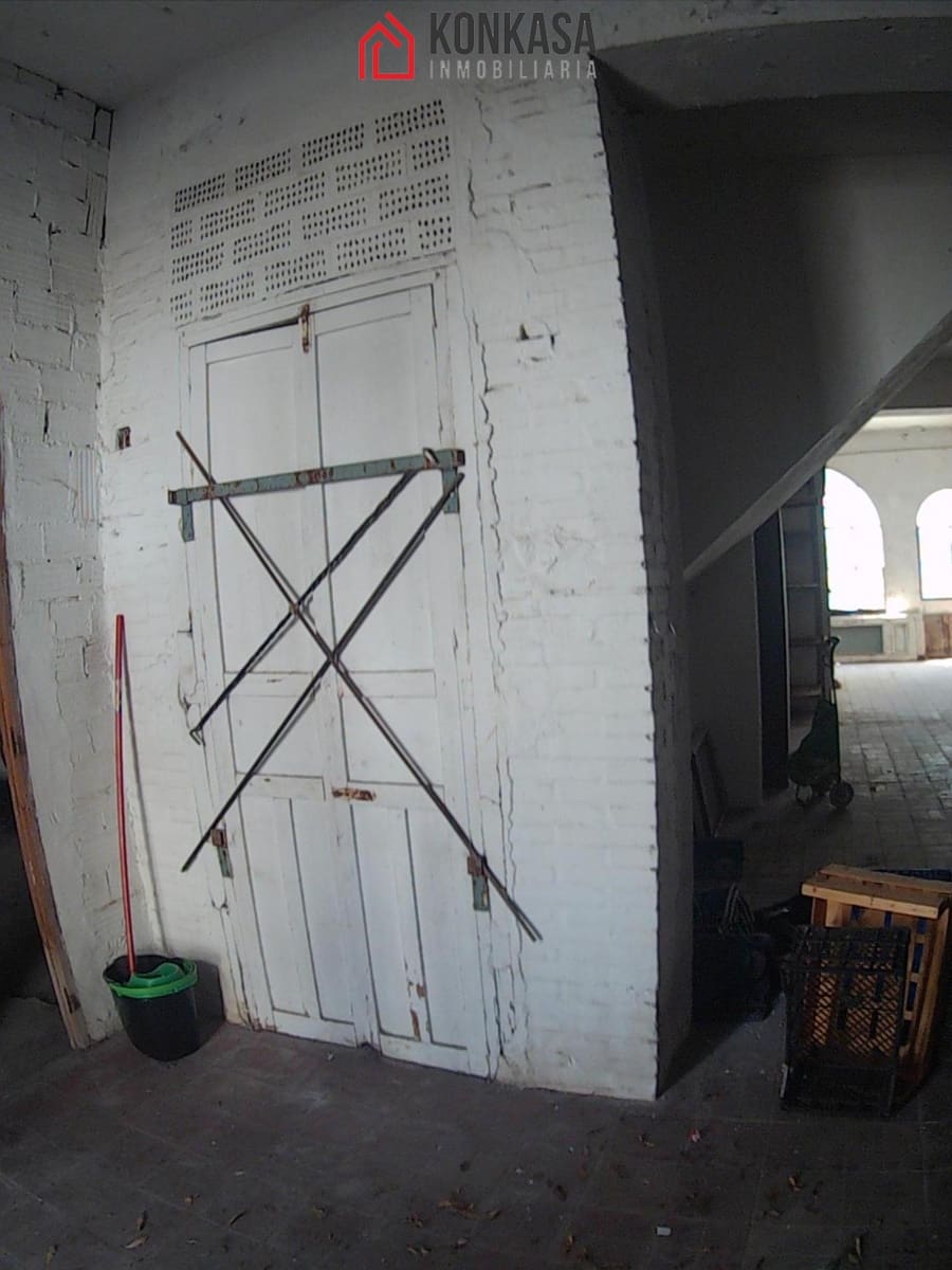 3 quarto Comercial para venda em Arcos de la Frontera - 90 000 € (Ref: 9446822)