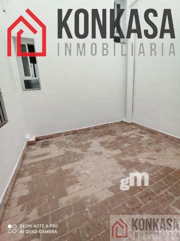 3 quarto Comercial para venda em Arcos de la Frontera - 53 000 € (Ref: 9446823)