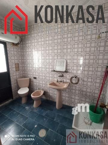 3 quarto Comercial para venda em Arcos de la Frontera - 53 000 € (Ref: 9446823)