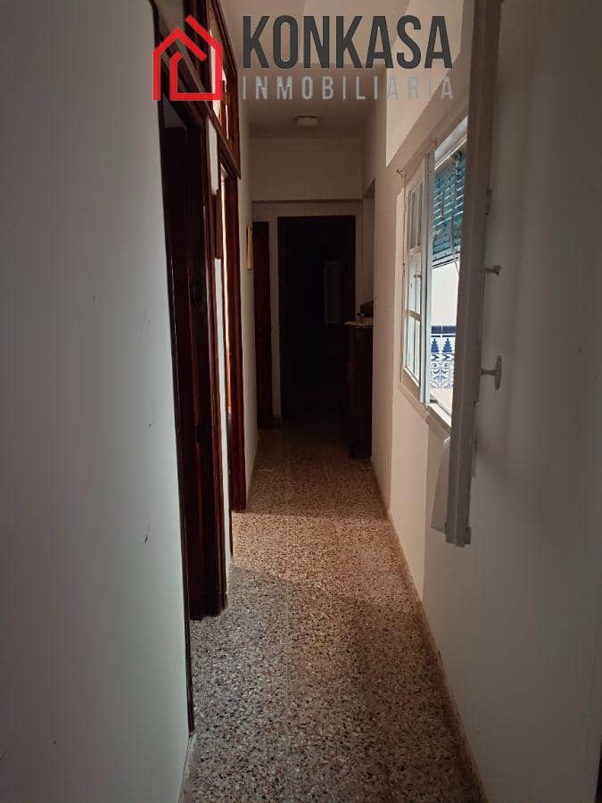 Casa de 7 habitaciones en Arcos de la Frontera en venta - 200.000 € (Ref: 9446826)