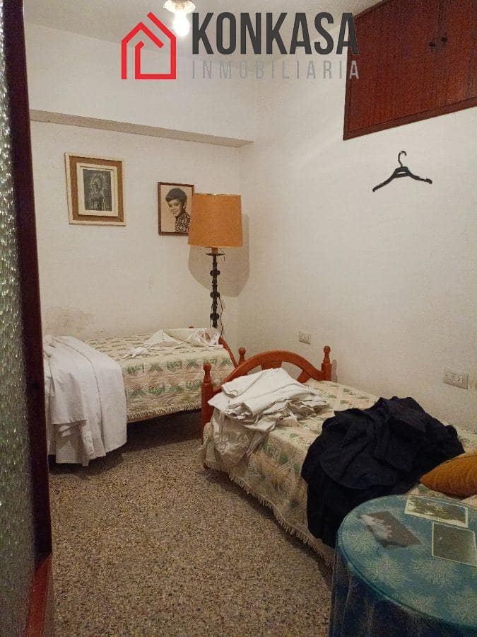 Casa de 7 habitaciones en Arcos de la Frontera en venta - 200.000 € (Ref: 9446826)