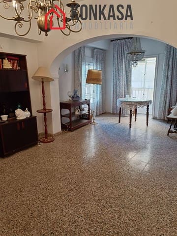 Casa de 7 habitaciones en Arcos de la Frontera en venta - 200.000 € (Ref: 9446826)