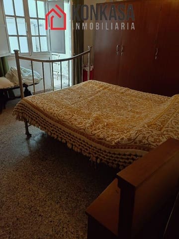 Casa de 7 habitaciones en Arcos de la Frontera en venta - 200.000 € (Ref: 9446826)