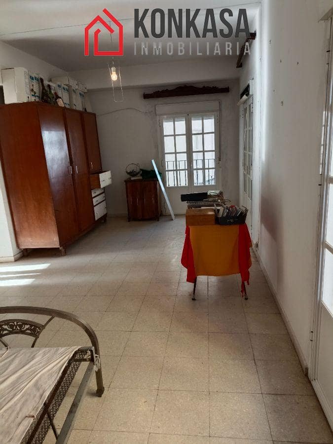 Casa de 7 habitaciones en Arcos de la Frontera en venta - 200.000 € (Ref: 9446826)