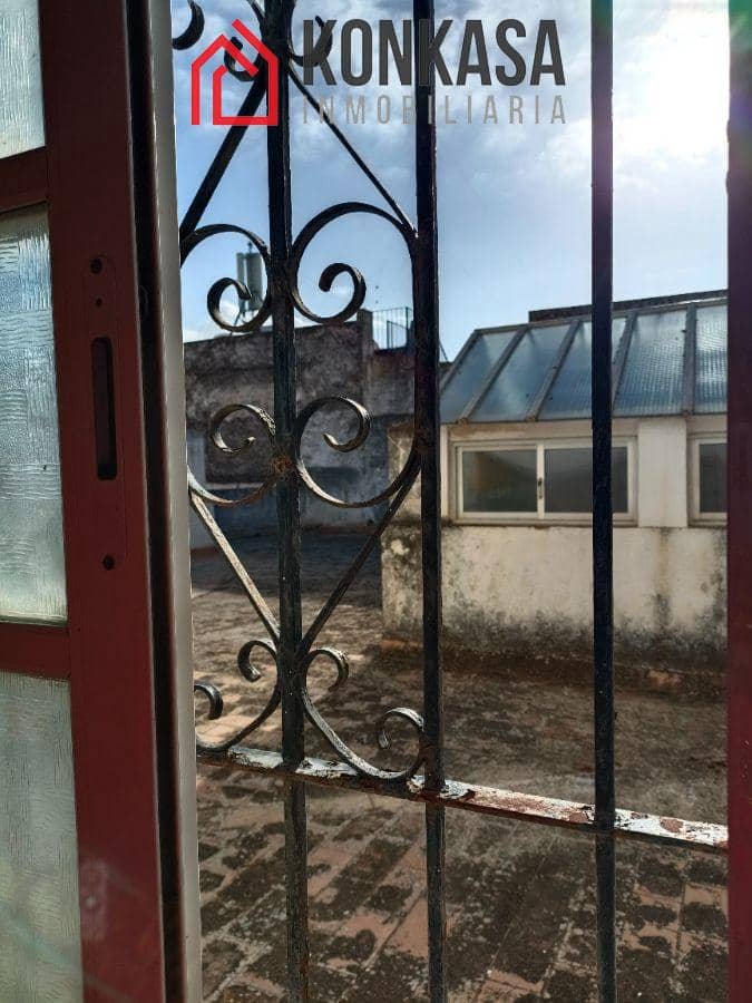 Casa de 7 habitaciones en Arcos de la Frontera en venta - 200.000 € (Ref: 9446826)