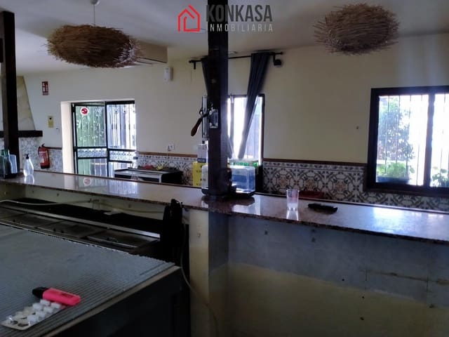 4 quarto Empresa para venda em Arcos de la Frontera - 520 000 € (Ref: 9446827)