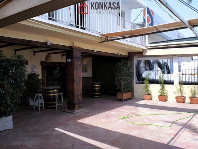 4 quarto Empresa para venda em Arcos de la Frontera - 520 000 € (Ref: 9446827)