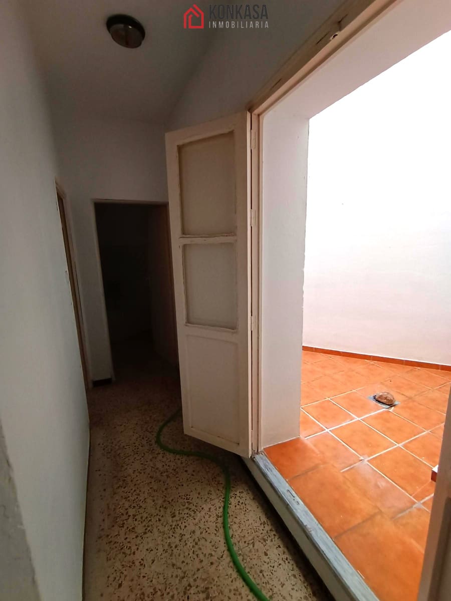 Casa de 12 habitaciones en Arcos de la Frontera en venta con garaje - 165.000 € (Ref: 9446831)