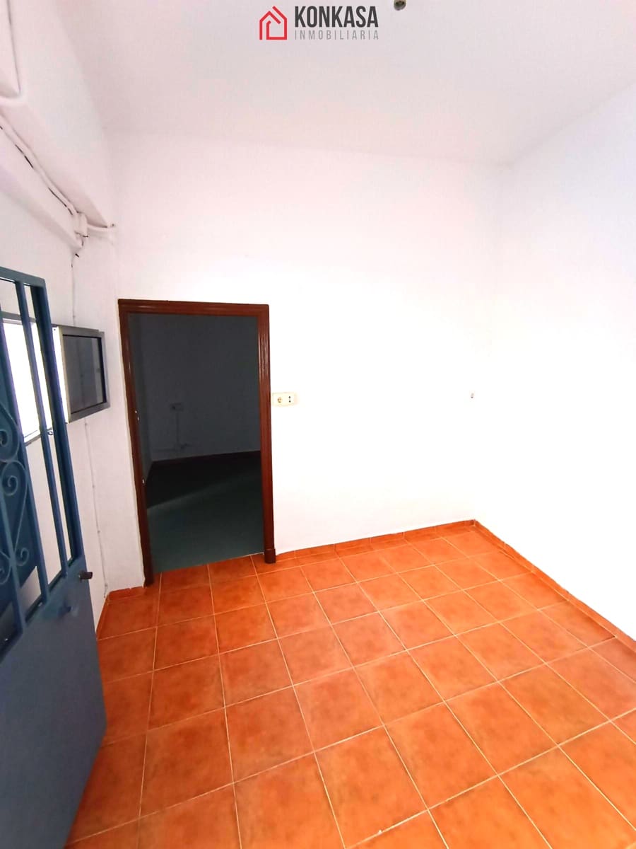 Casa de 12 habitaciones en Arcos de la Frontera en venta con garaje - 165.000 € (Ref: 9446831)
