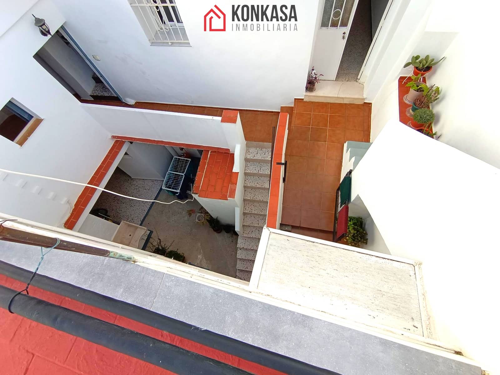 Casa de 12 habitaciones en Arcos de la Frontera en venta con garaje - 165.000 € (Ref: 9446831)