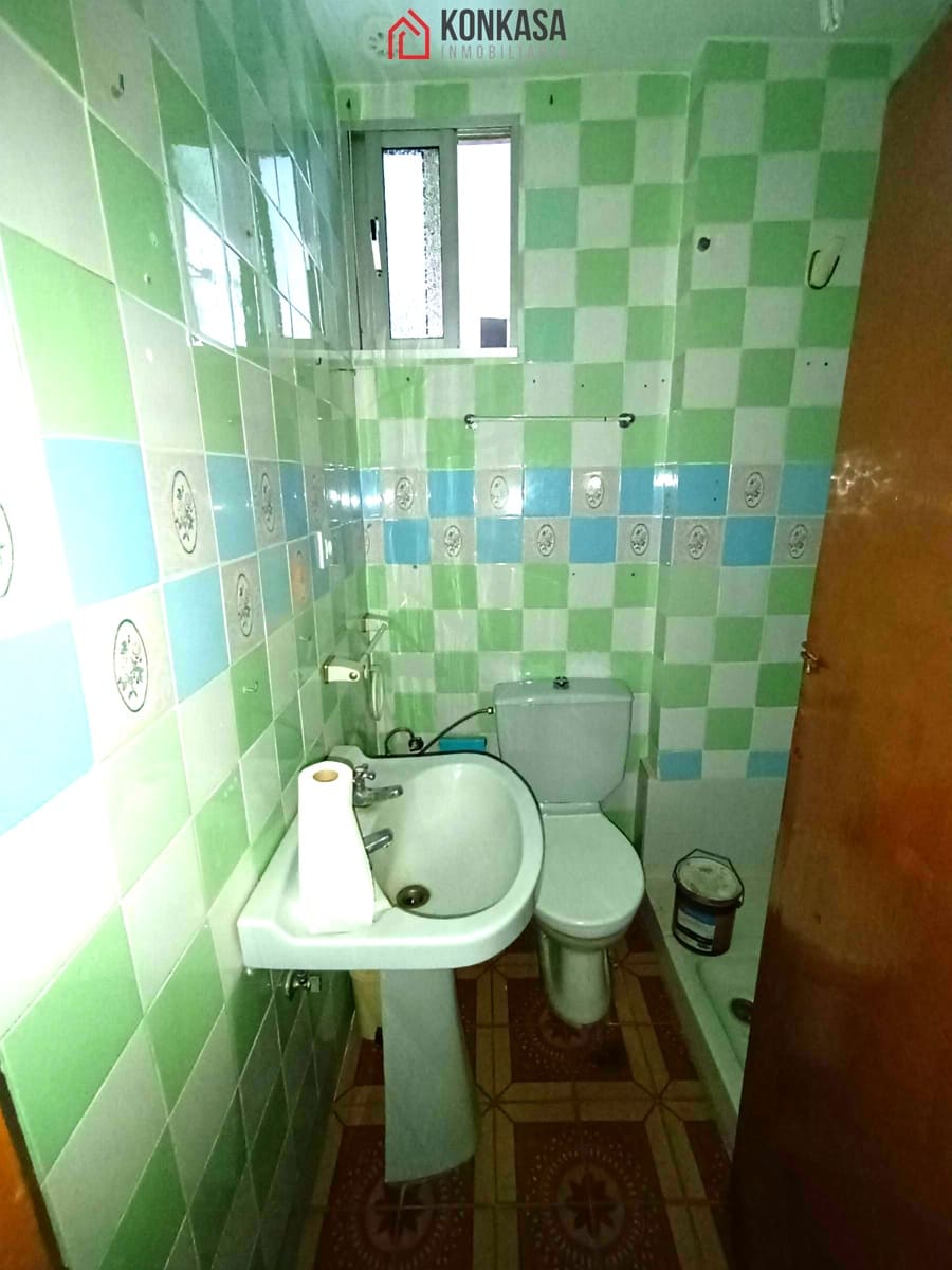 Casa de 12 habitaciones en Arcos de la Frontera en venta con garaje - 165.000 € (Ref: 9446831)