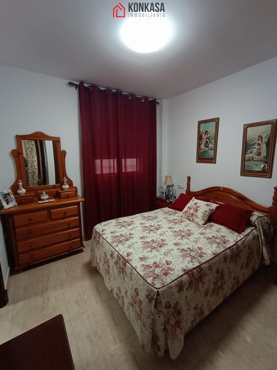 3 bedroom Flat for sale in Arcos de la Frontera - € 98,000 (Ref: 9446837)