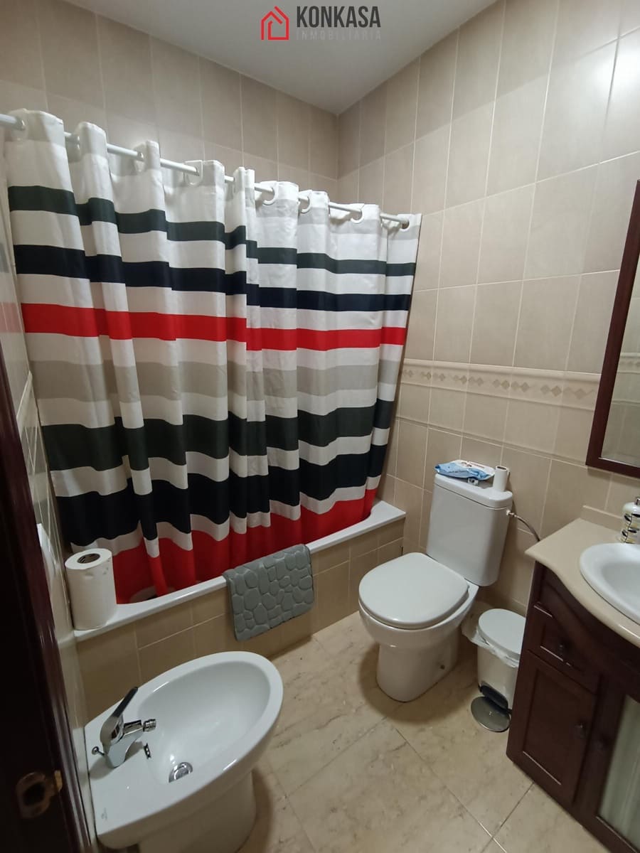 3 bedroom Flat for sale in Arcos de la Frontera - € 98,000 (Ref: 9446837)