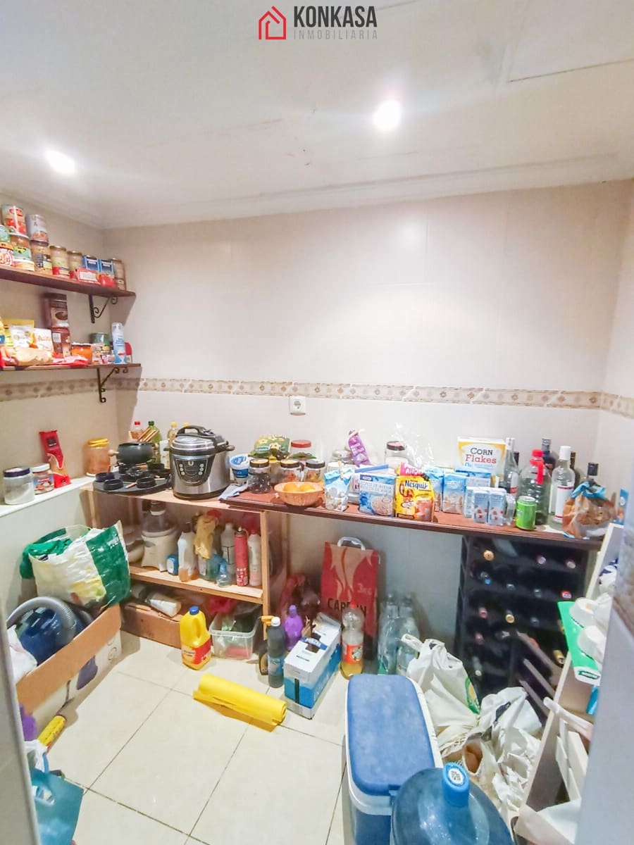 Casa de 4 habitaciones en Arcos de la Frontera en venta con garaje - 190.000 € (Ref: 9446840)