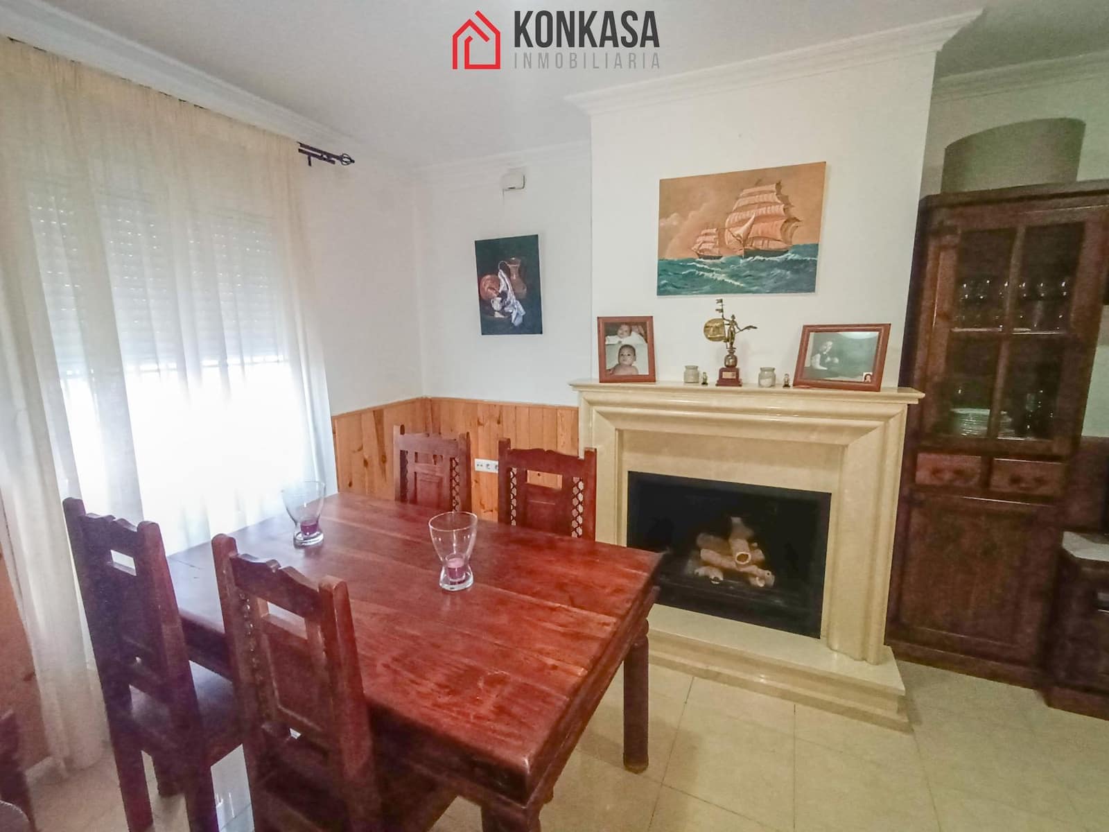 Casa de 4 habitaciones en Arcos de la Frontera en venta con garaje - 190.000 € (Ref: 9446840)