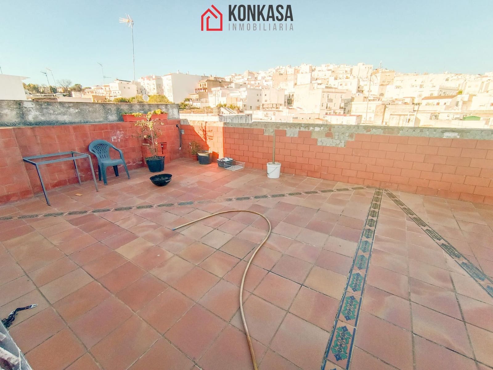 Casa de 4 habitaciones en Arcos de la Frontera en venta con garaje - 190.000 € (Ref: 9446840)