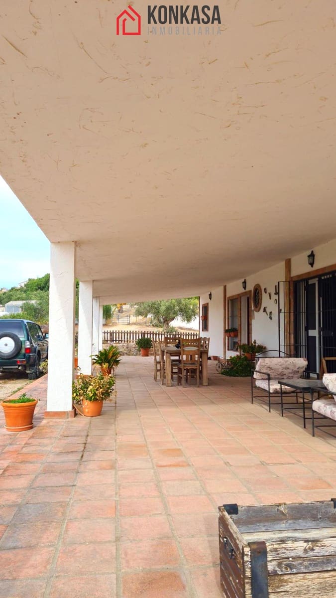 3 bedroom Finca/Country House for sale in Arcos de la Frontera - € 225,000 (Ref: 9446842)