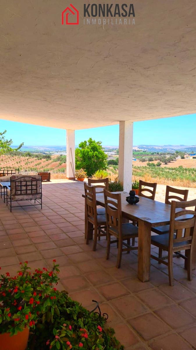 3 bedroom Finca/Country House for sale in Arcos de la Frontera - € 225,000 (Ref: 9446842)