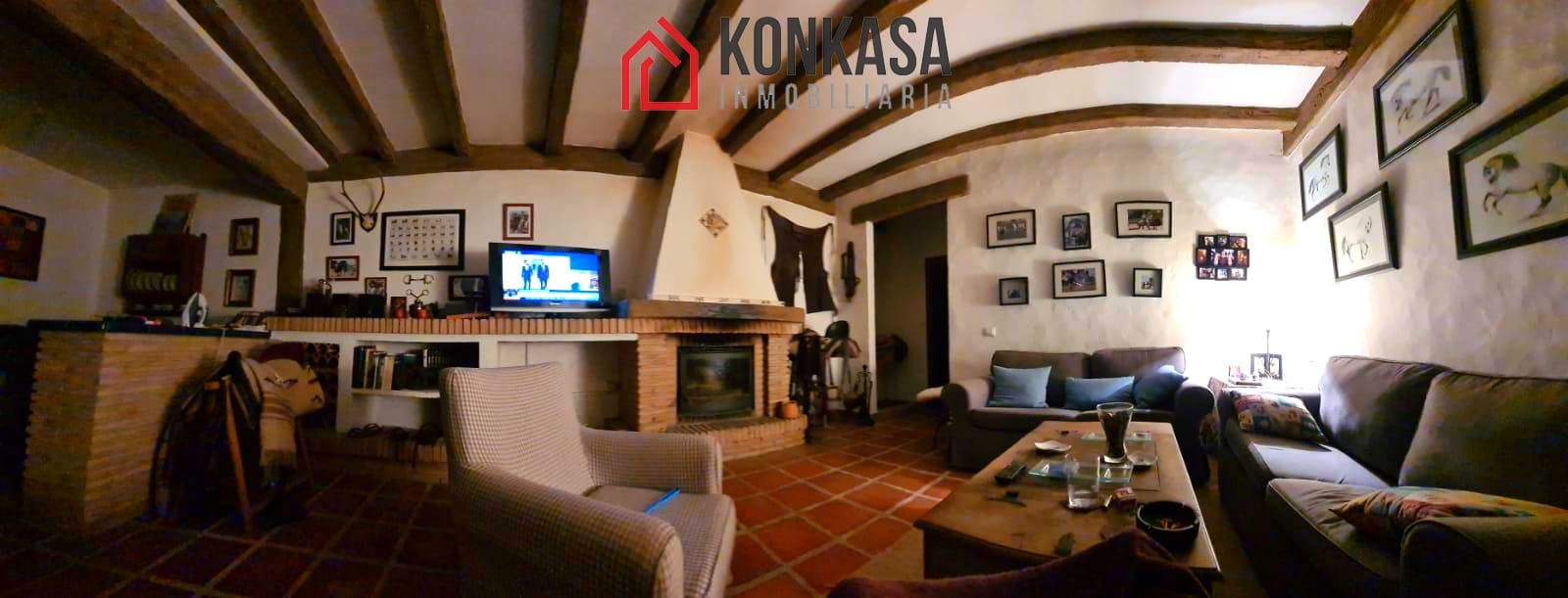 3 bedroom Finca/Country House for sale in Arcos de la Frontera - € 225,000 (Ref: 9446842)