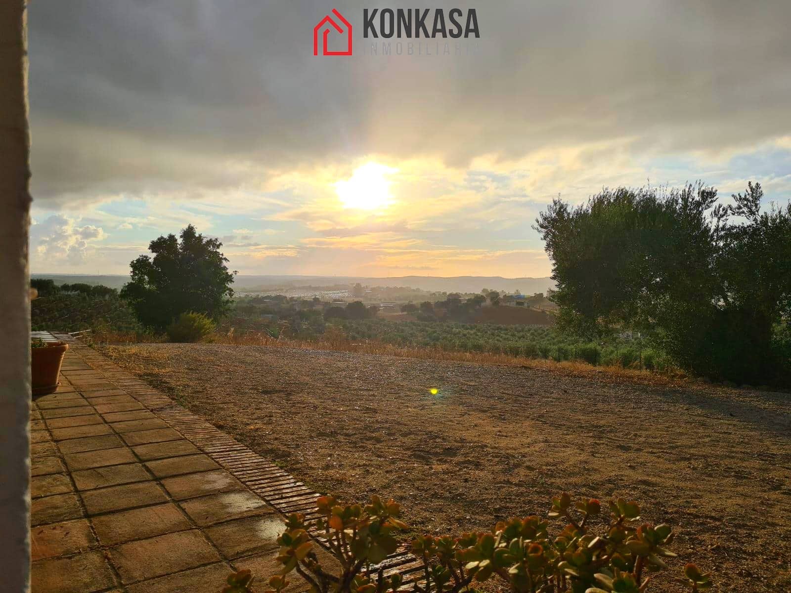 3 bedroom Finca/Country House for sale in Arcos de la Frontera - € 225,000 (Ref: 9446842)