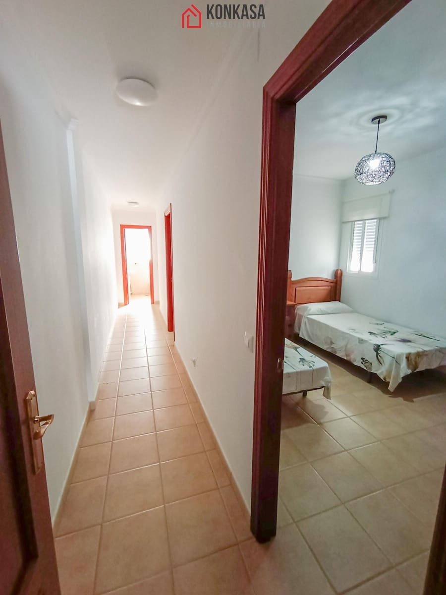 3 quarto Apartamento para venda em Algar - 82 000 € (Ref: 9446844)