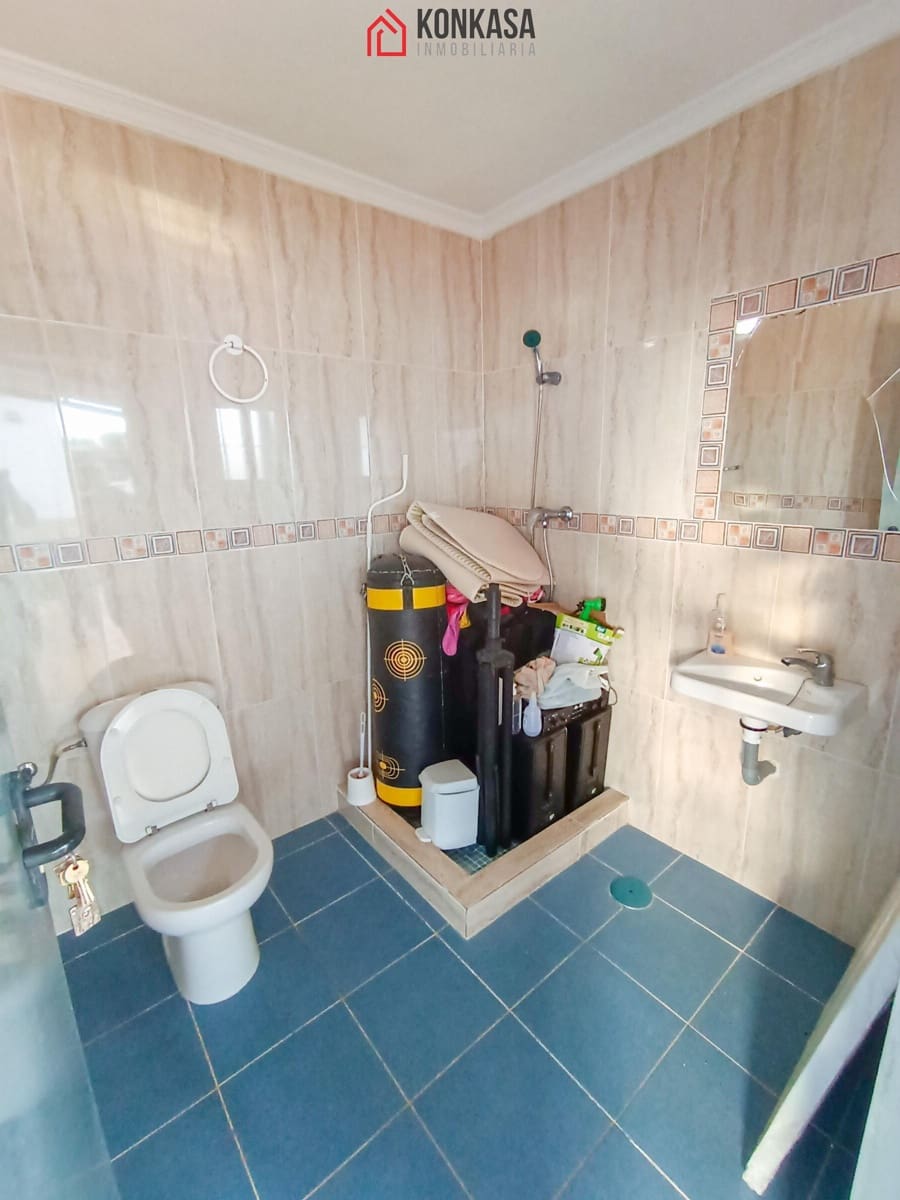 2 bedroom Finca/Country House for sale in Arcos de la Frontera with pool garage - € 225,000 (Ref: 9446845)