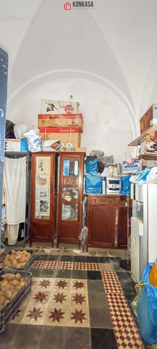 Casa de 19 habitaciones en Arcos de la Frontera en venta con garaje - 370.000 € (Ref: 9446846)