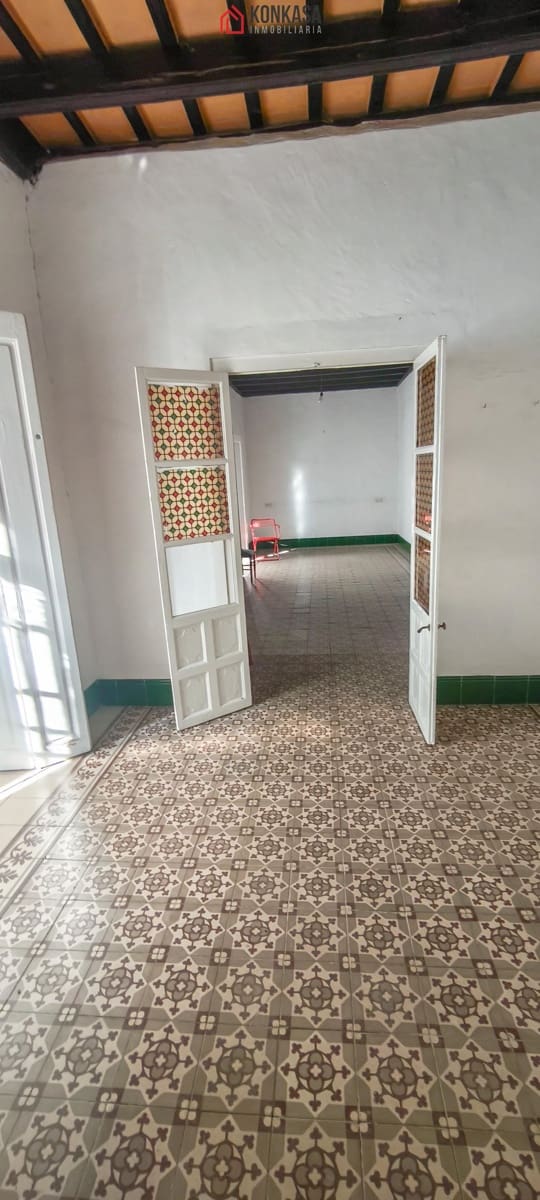 Casa de 19 habitaciones en Arcos de la Frontera en venta con garaje - 370.000 € (Ref: 9446846)