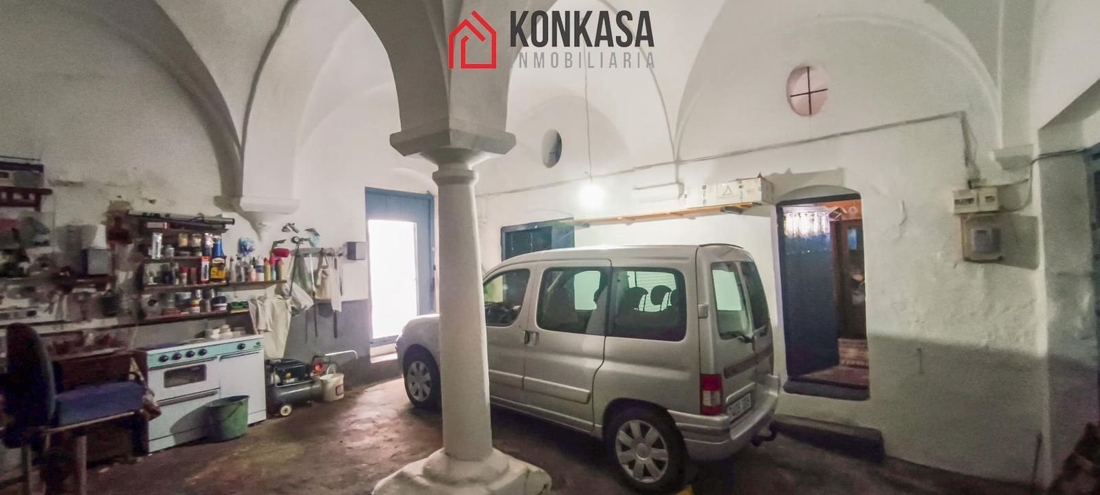 Casa de 19 habitaciones en Arcos de la Frontera en venta con garaje - 370.000 € (Ref: 9446846)