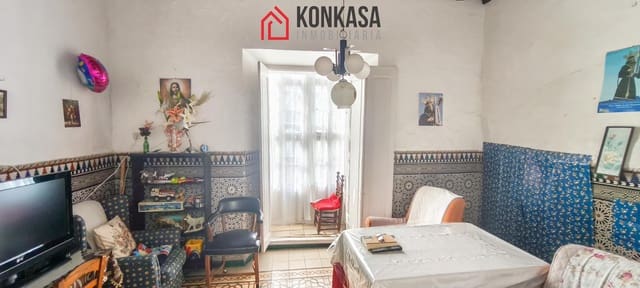 Casa de 19 habitaciones en Arcos de la Frontera en venta con garaje - 370.000 € (Ref: 9446846)