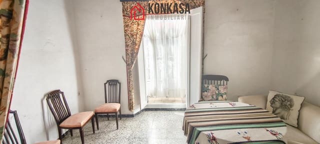 Casa de 19 habitaciones en Arcos de la Frontera en venta con garaje - 370.000 € (Ref: 9446846)