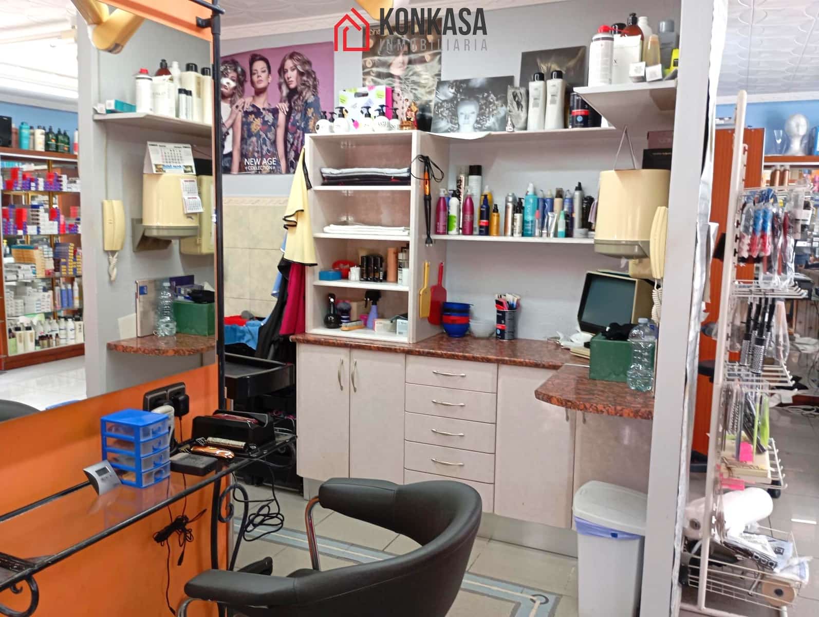 6 bedroom Commercial for sale in Arcos de la Frontera - € 130,000 (Ref: 9446848)