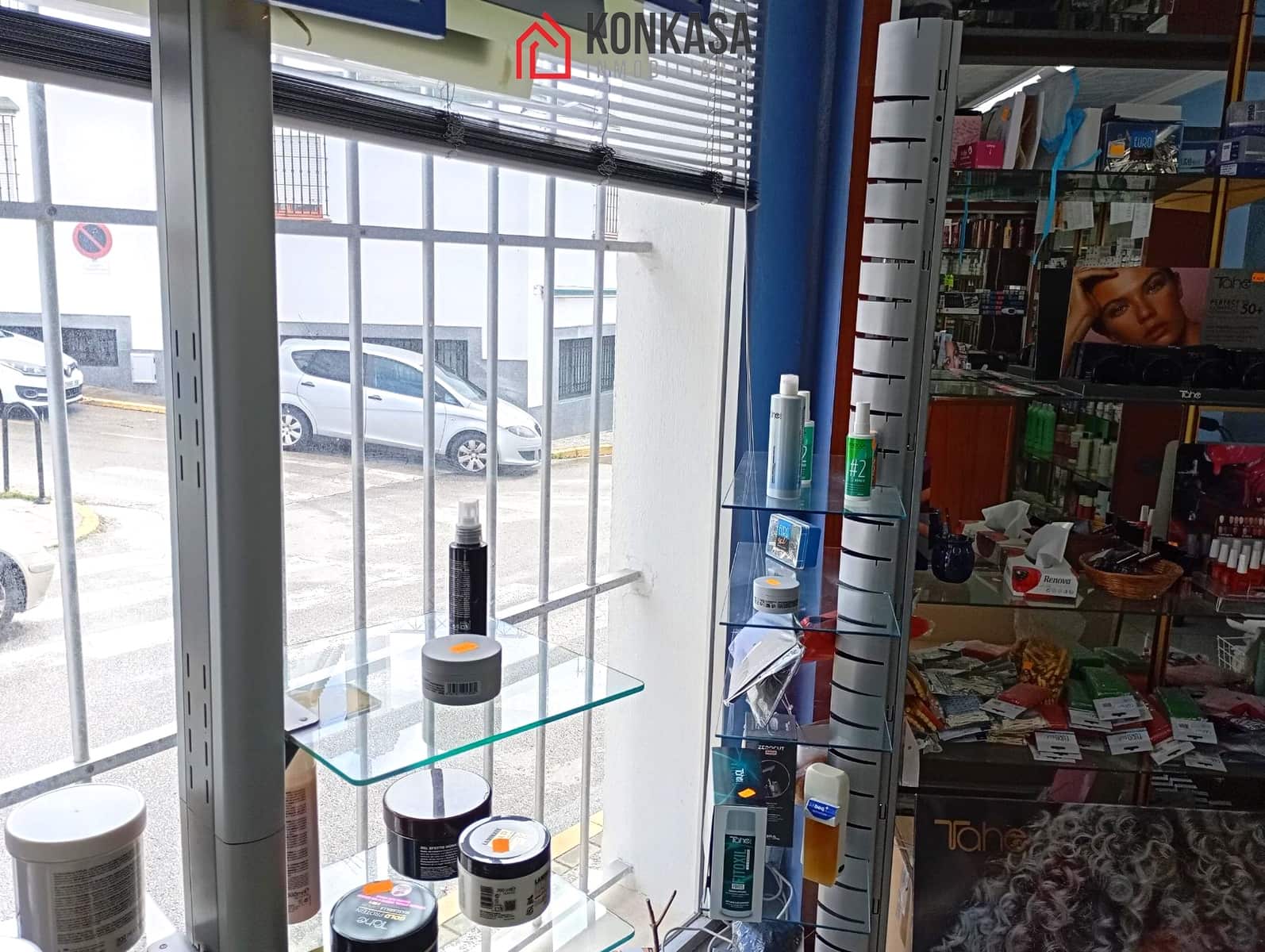 6 bedroom Commercial for sale in Arcos de la Frontera - € 130,000 (Ref: 9446848)