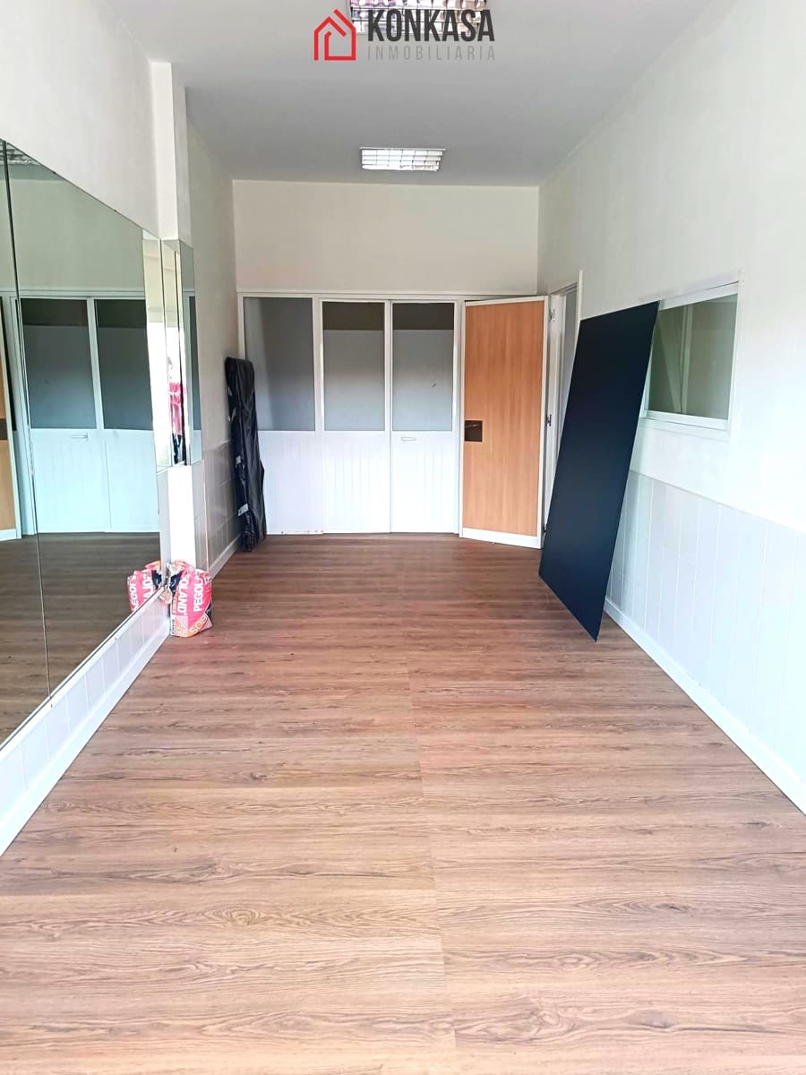 2 quarto Comercial para venda em Arcos de la Frontera - 75 000 € (Ref: 9446849)