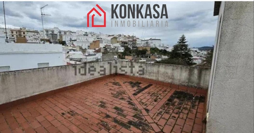 Casa de 4 habitaciones en Arcos de la Frontera en venta - 170.000 € (Ref: 9446851)