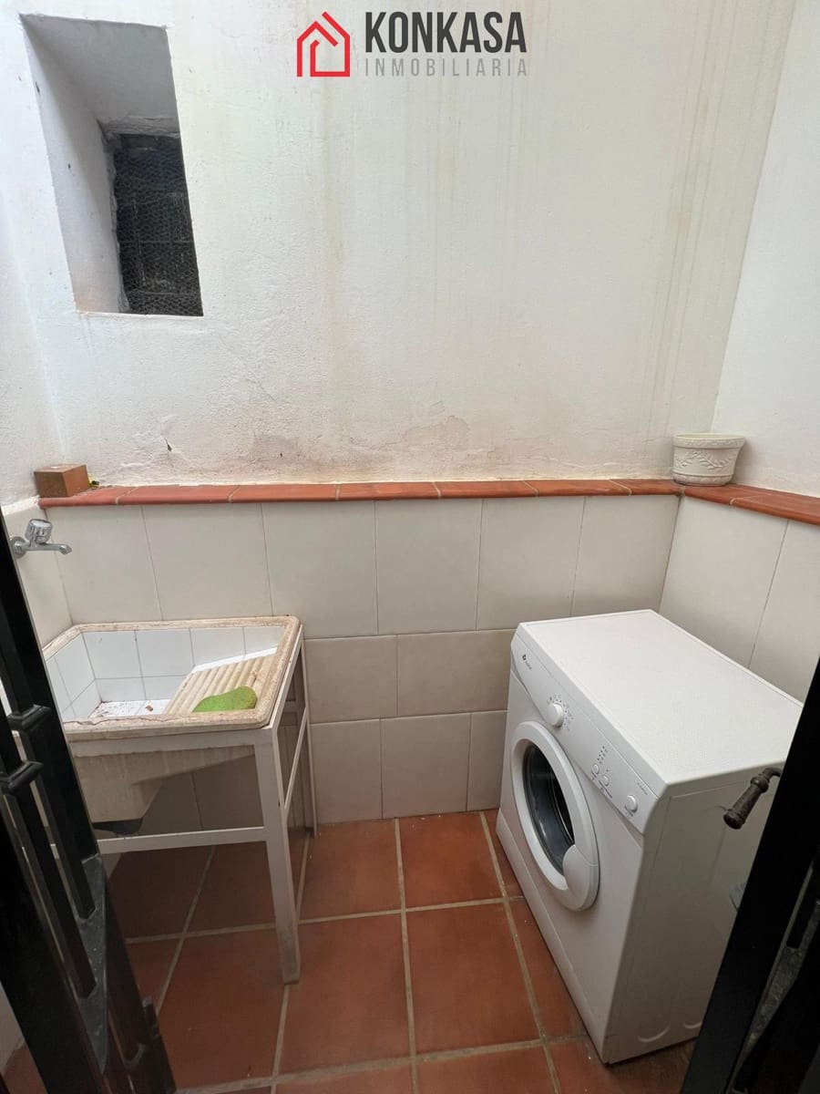 Casa de 4 habitaciones en Arcos de la Frontera en venta - 170.000 € (Ref: 9446851)