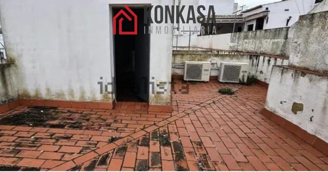 Casa de 4 habitaciones en Arcos de la Frontera en venta - 170.000 € (Ref: 9446851)