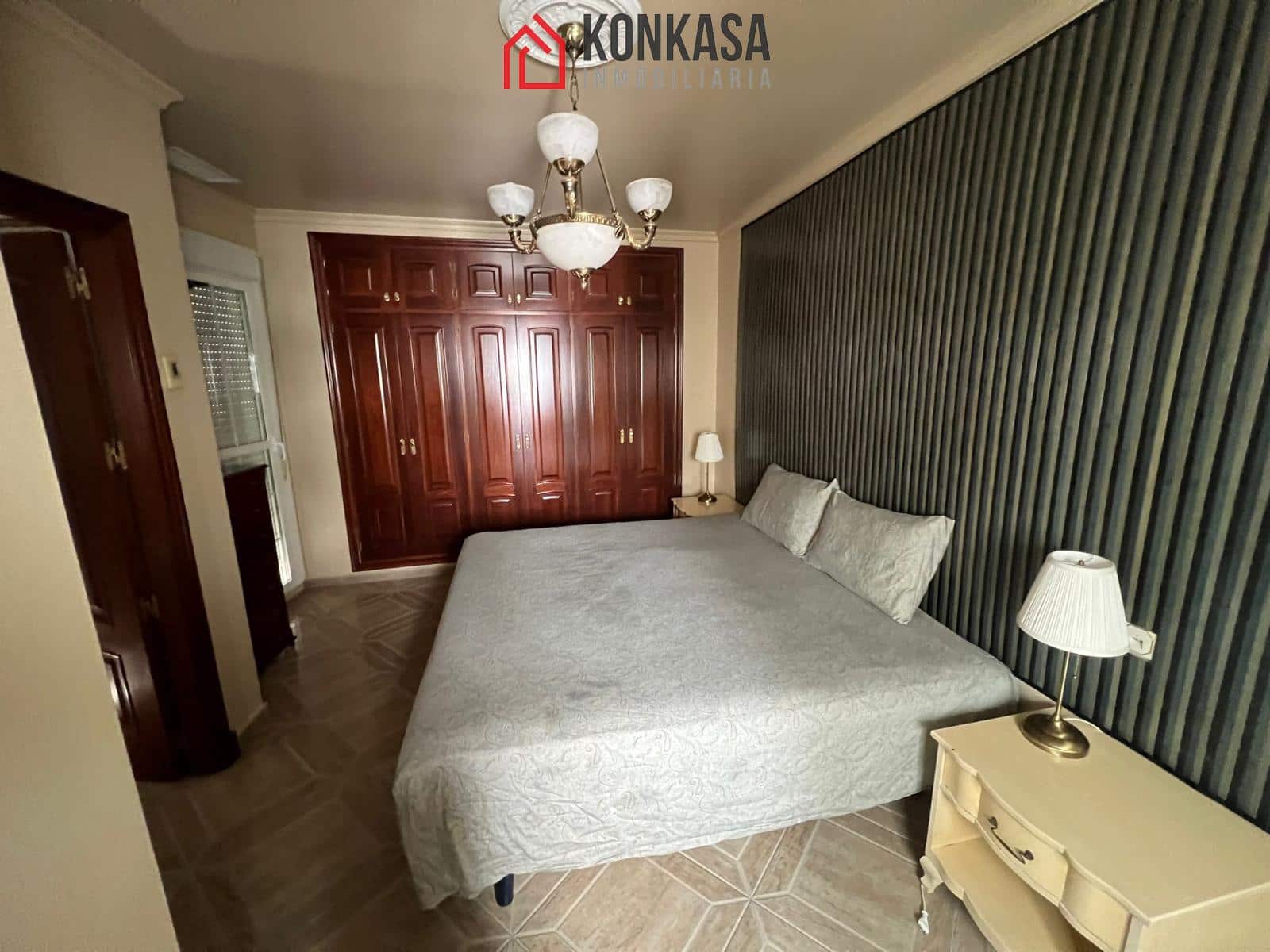 Casa de 4 habitaciones en Arcos de la Frontera en venta - 170.000 € (Ref: 9446851)