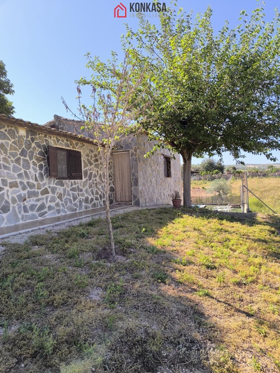 3 bedroom Finca/Country House for sale in Arcos de la Frontera with pool - € 160,000 (Ref: 9446852)