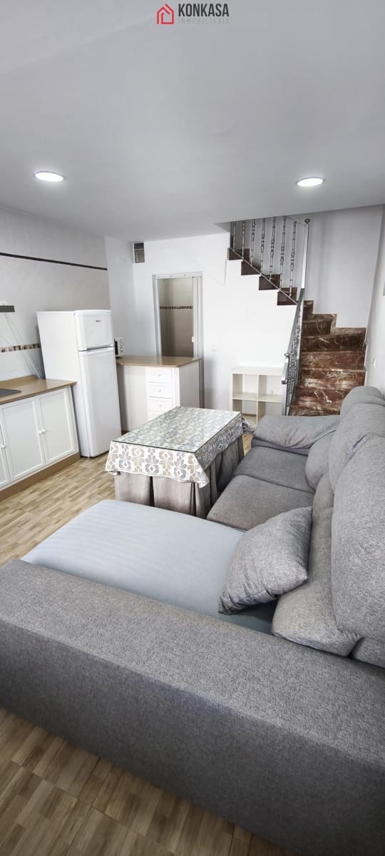 Casa de 1 habitación en Arcos de la Frontera en venta - 63.000 € (Ref: 9446853)