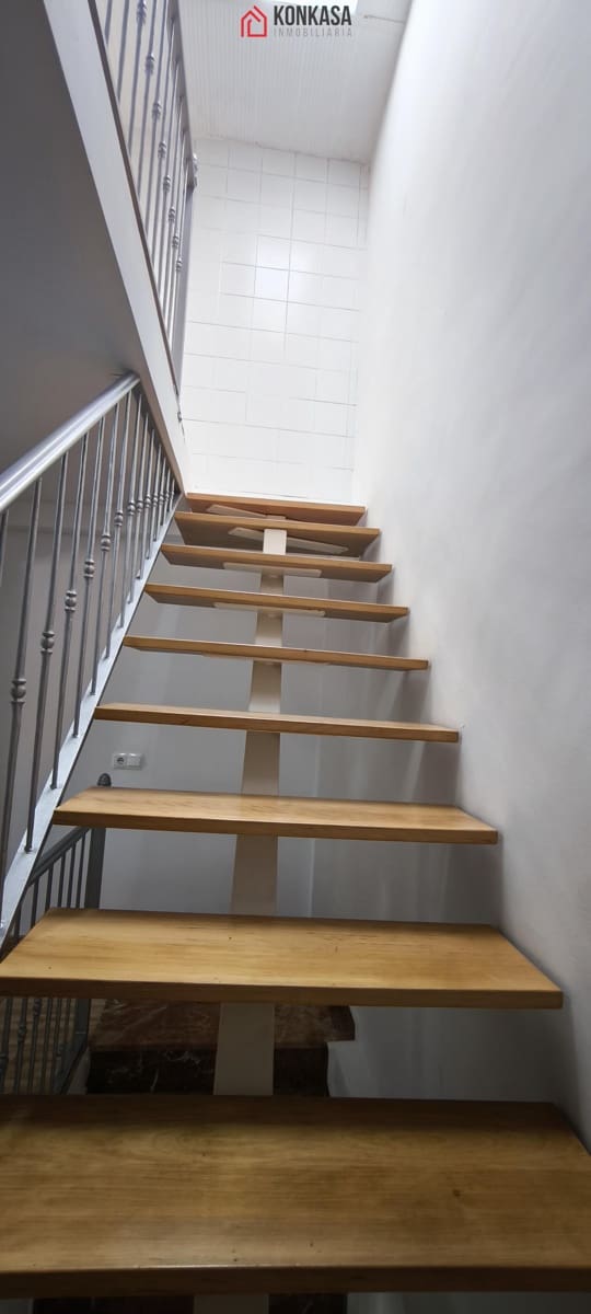 Casa de 1 habitación en Arcos de la Frontera en venta - 63.000 € (Ref: 9446853)