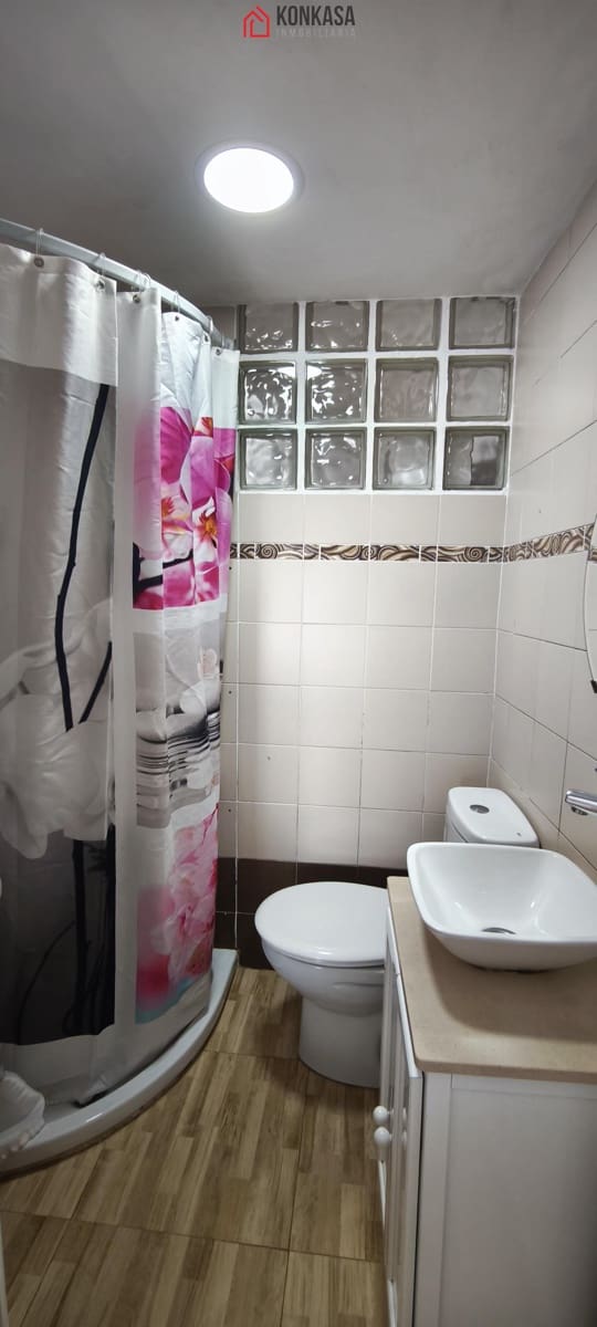 Casa de 1 habitación en Arcos de la Frontera en venta - 63.000 € (Ref: 9446853)