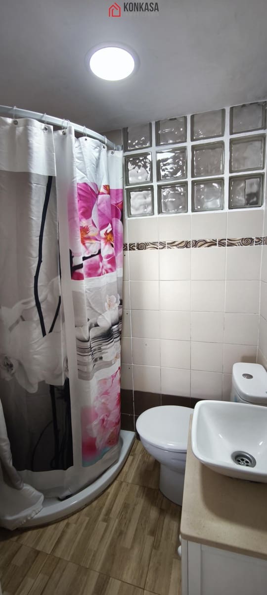 Casa de 1 habitación en Arcos de la Frontera en venta - 63.000 € (Ref: 9446853)