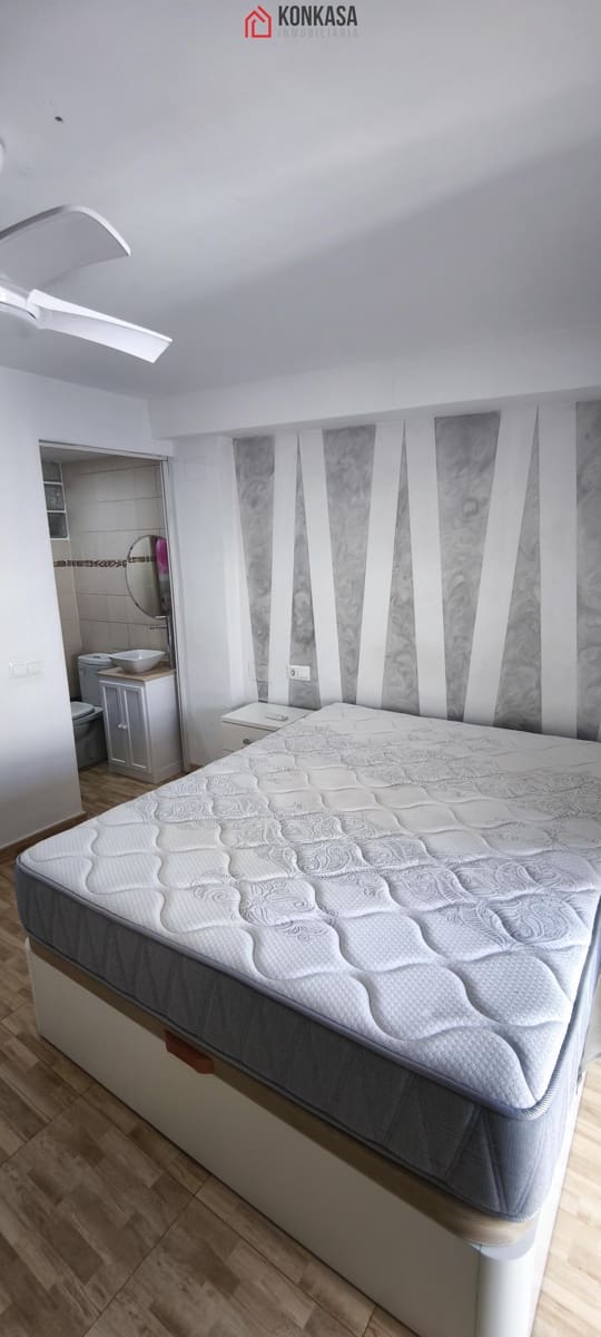 Casa de 1 habitación en Arcos de la Frontera en venta - 63.000 € (Ref: 9446853)