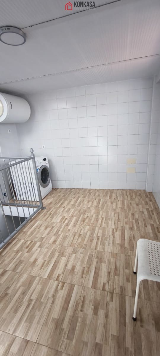 Casa de 1 habitación en Arcos de la Frontera en venta - 63.000 € (Ref: 9446853)