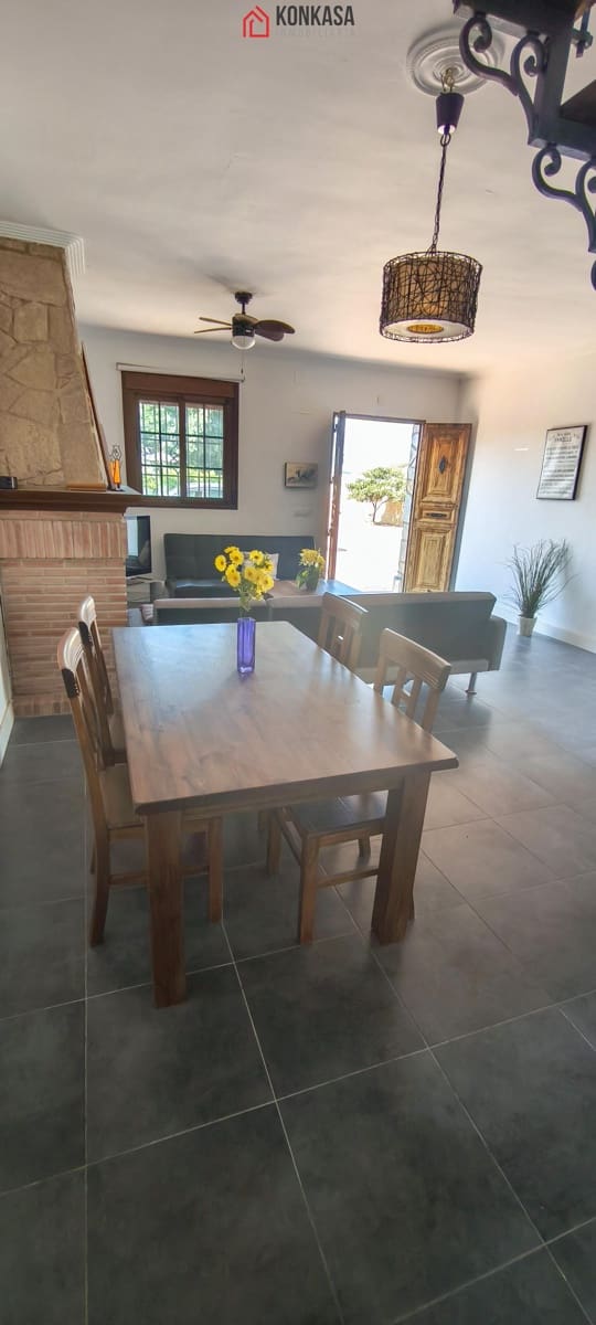 2 soverom Villa til salgs i Arcos de la Frontera med svømmebasseng - € 235 000 (Ref: 9446855)